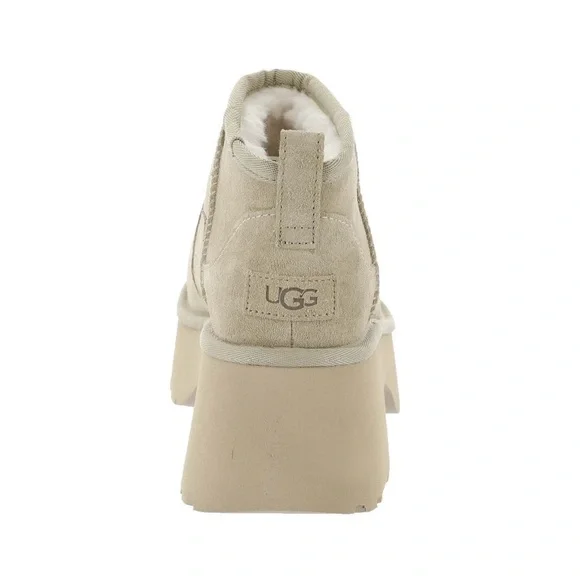 UGG® Ultra Mini New Heights Sunwave Color:
Mustard Seed (Women's) SZ 9 $179! - Picture 4 of 9